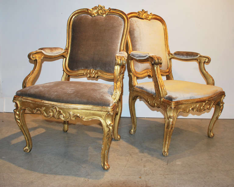Pair of 18th c. Italian Armchairs For Sale 3