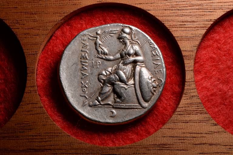 silver tetradrachm coin of alexander the great