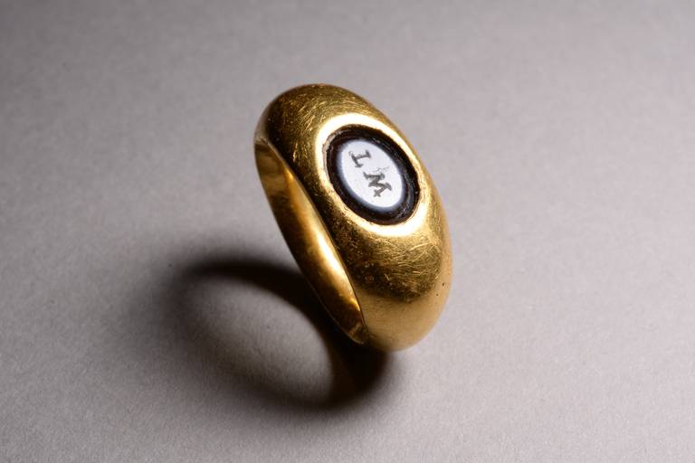 18th Century and Earlier Ancient Roman Gold Nicolo Intaglio Ring with Inscription