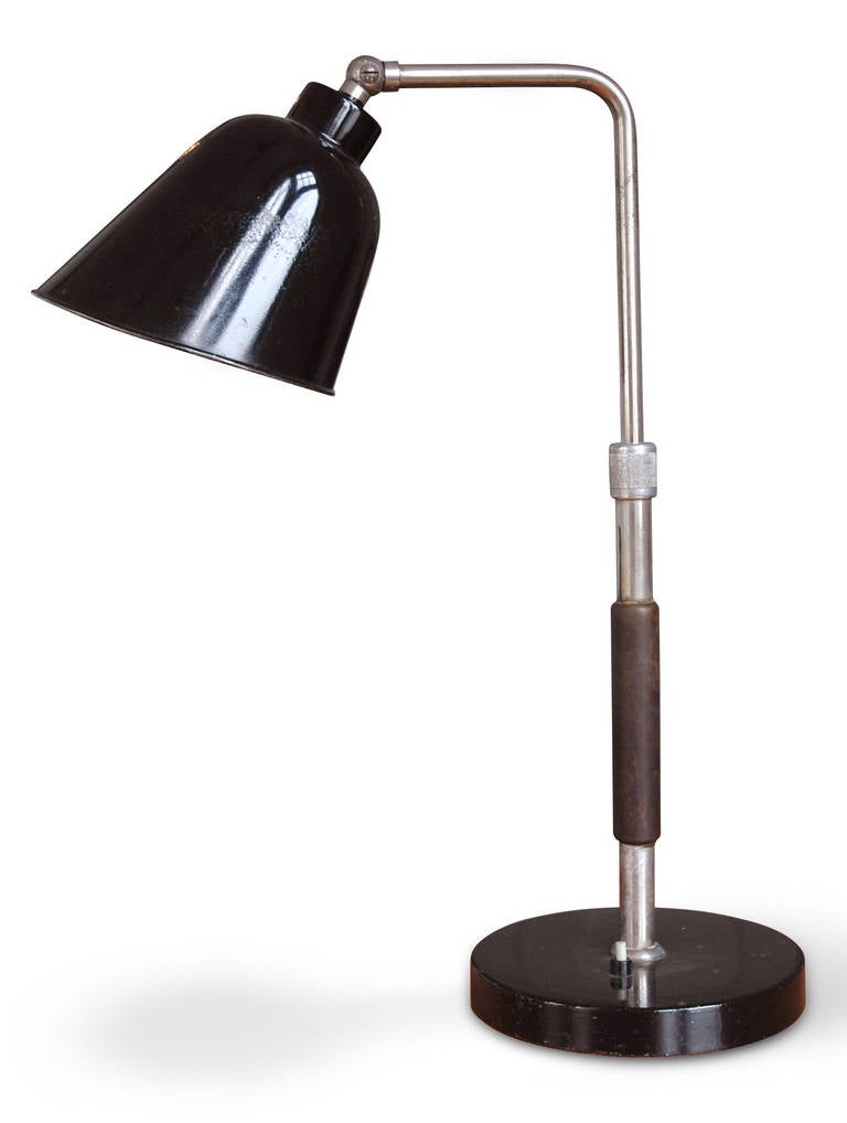 The adjustable table lamp Goethe is one of the most important designs by the Bauhaus master Christian Dell and was created for the company Bünte + Remmler circa 1928.

Christian Dell was from 1922 to 1925 the master of the Bauhaus metal-workshop.