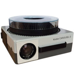 Carousel-S Slide Projector by Hans Gugelot