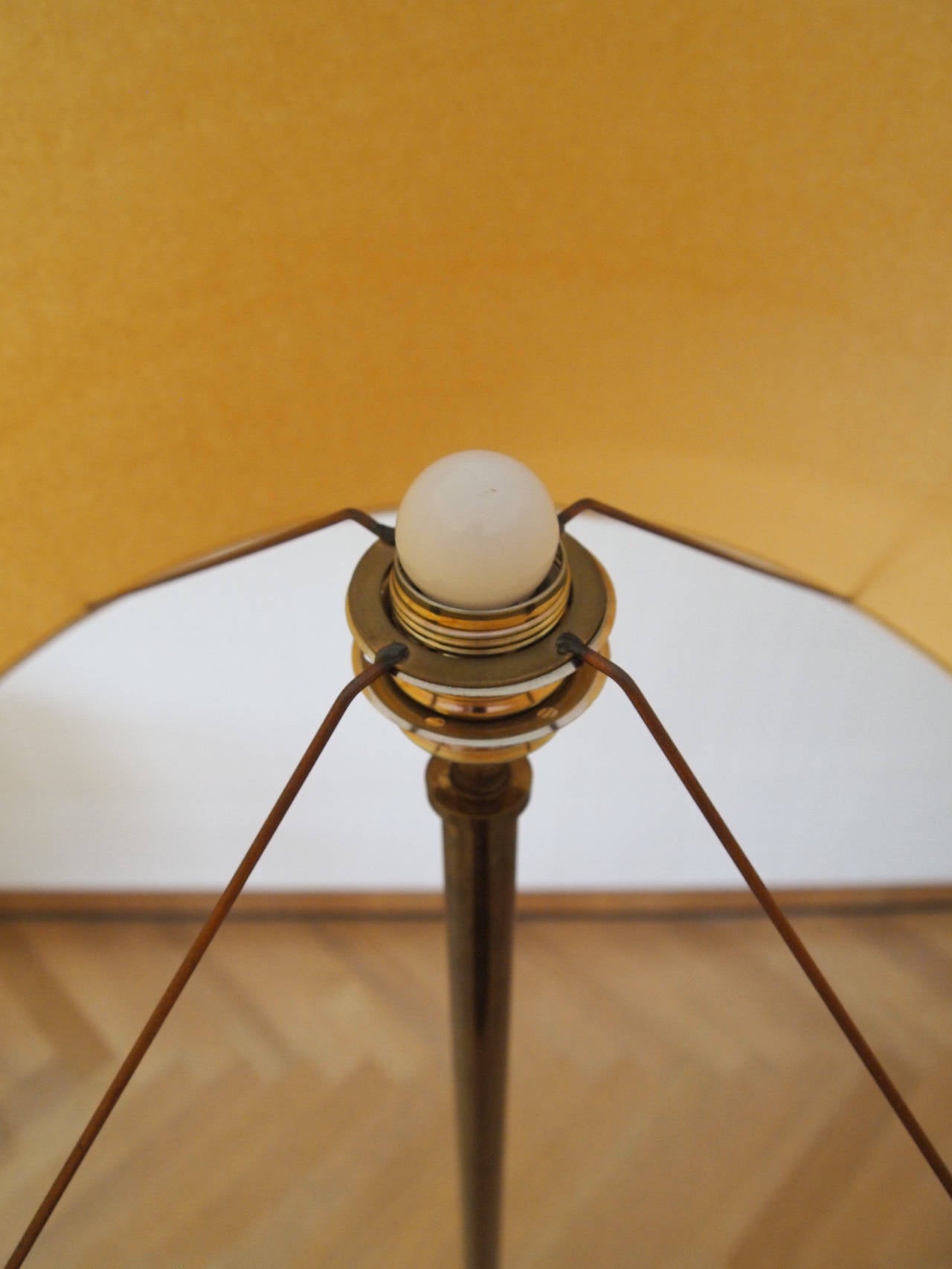 Mid-Century Modern Brass Floor Lamp Attributed to Gino Scarpa