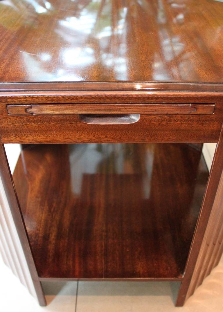 Art Deco Side Table In Excellent Condition For Sale In Vancouver, BC