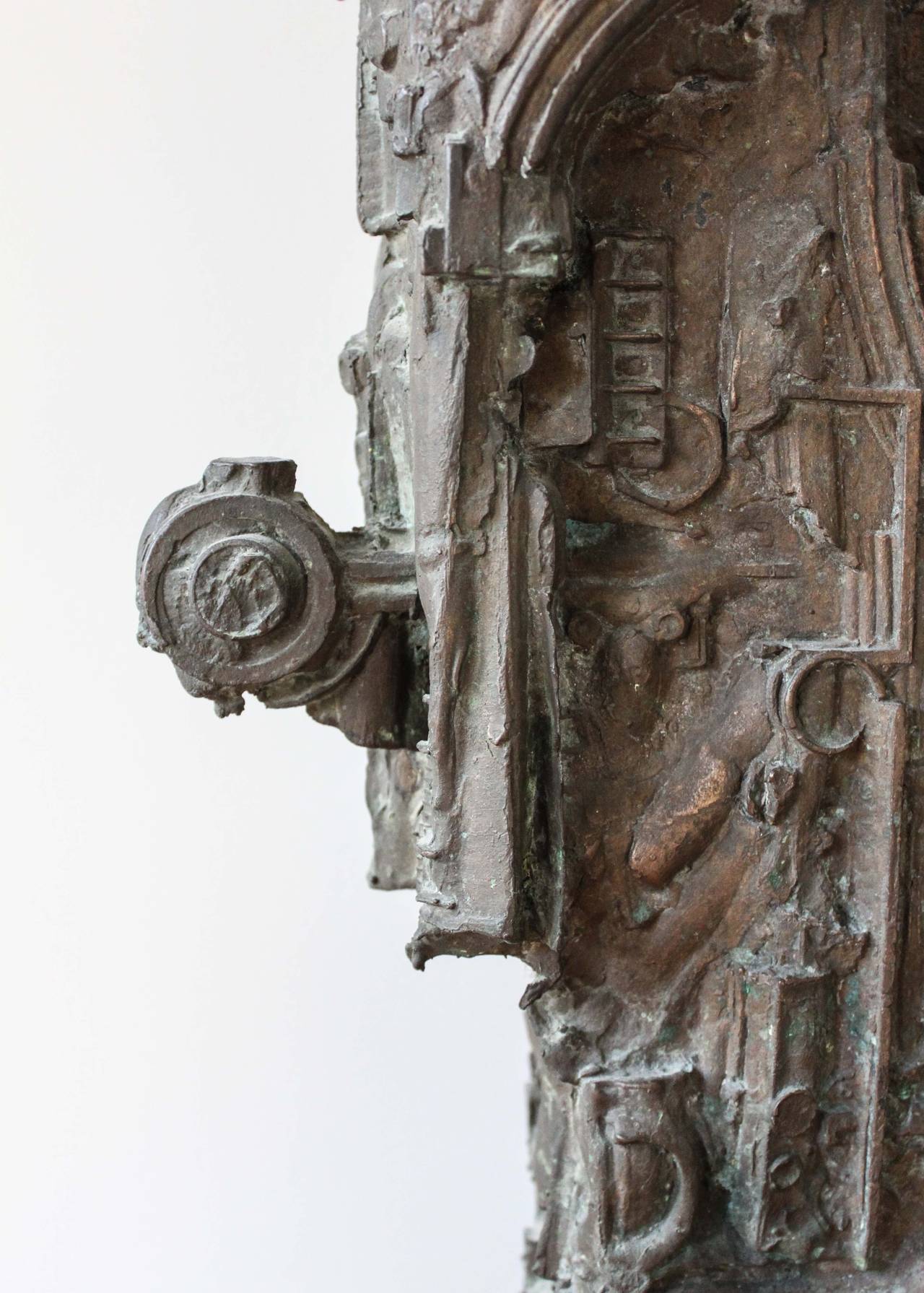 Scultura astratta brutalista in vendita 3