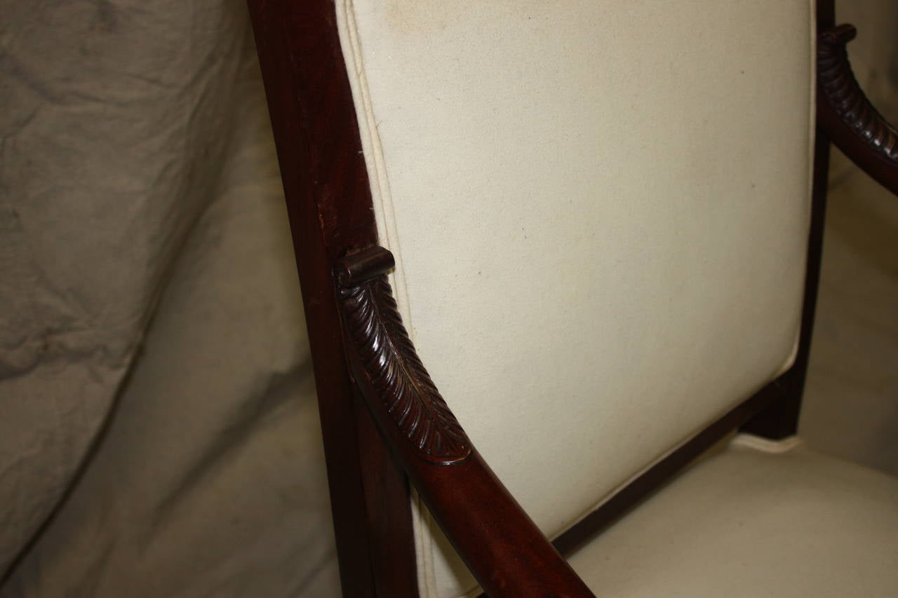 Varnished Early 19th Century Pair of Chairs For Sale