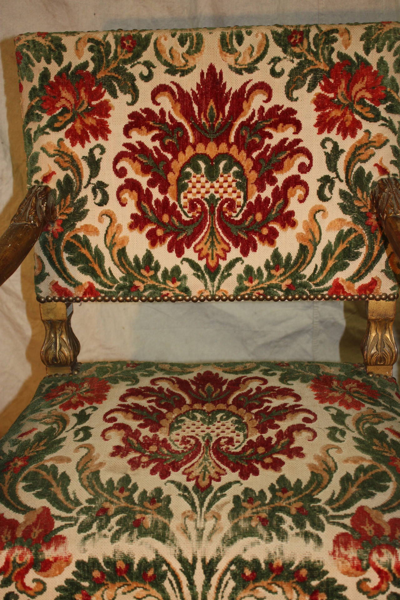 18th Century Italian Giltwood Armchairs For Sale 1