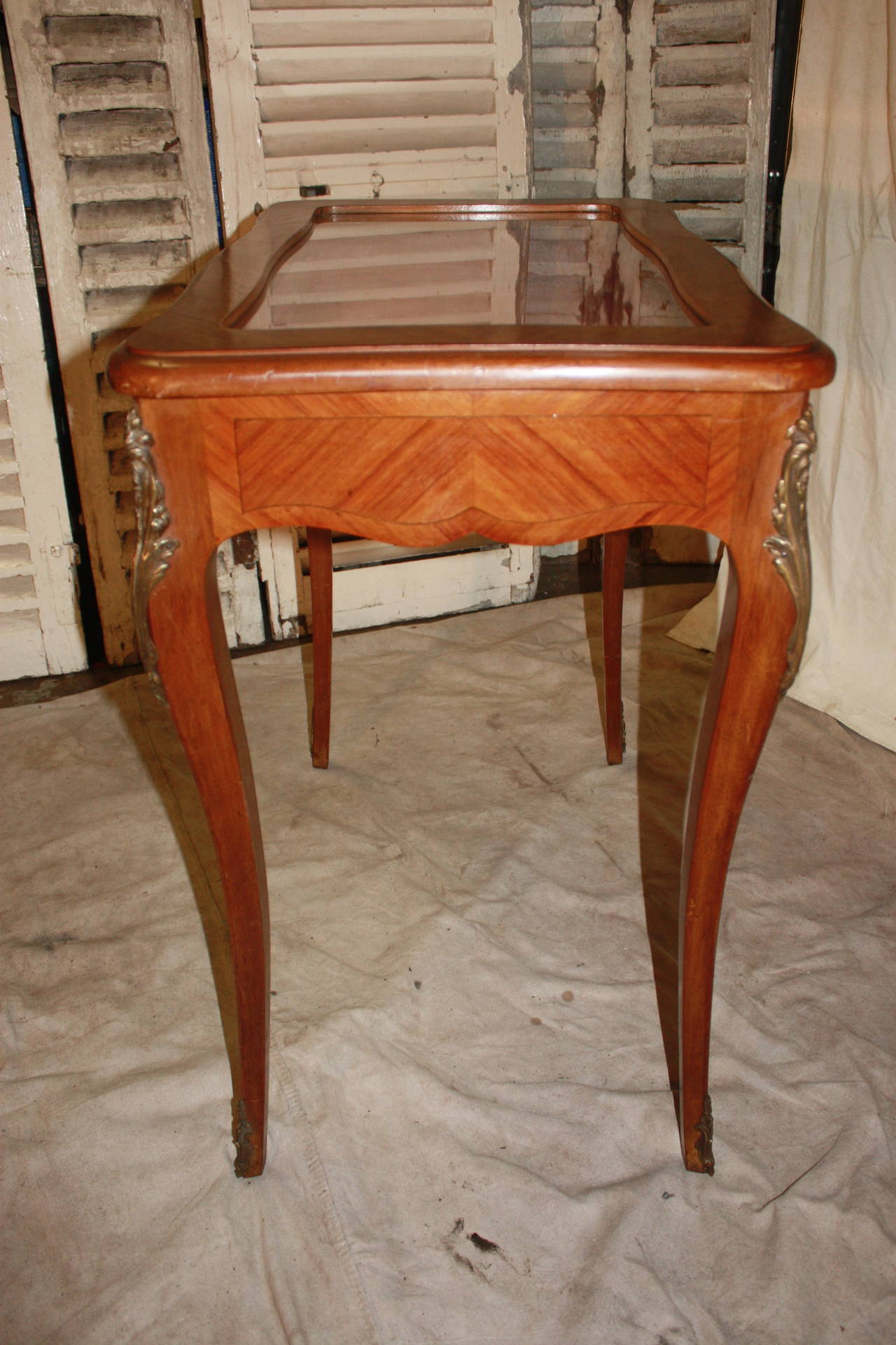 display tables for sale