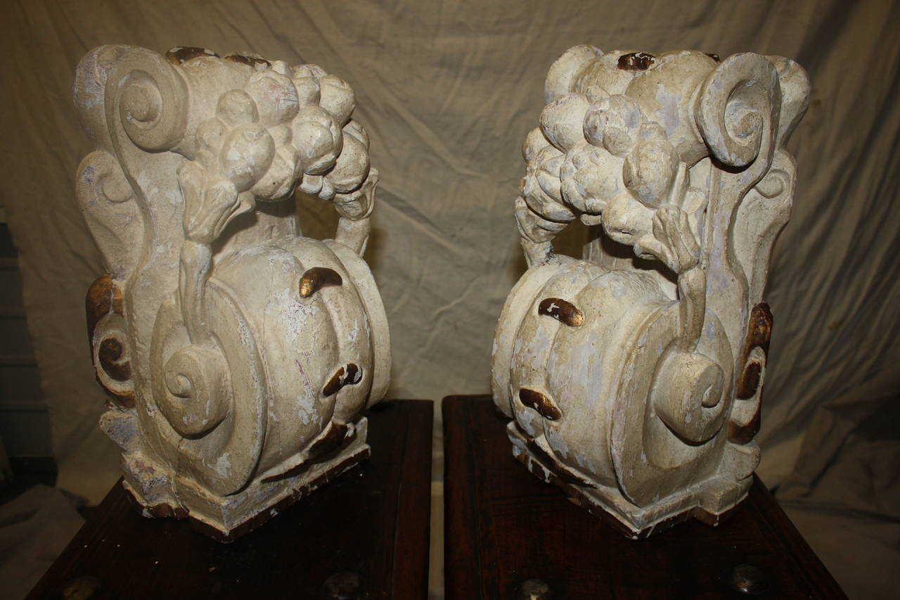 Wood Pair of 18th Century Carved Wall Consoles For Sale