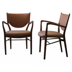 Pair of NV46 Chairs by Finn Juhl in Teak with Natural Leather Upholstery 7