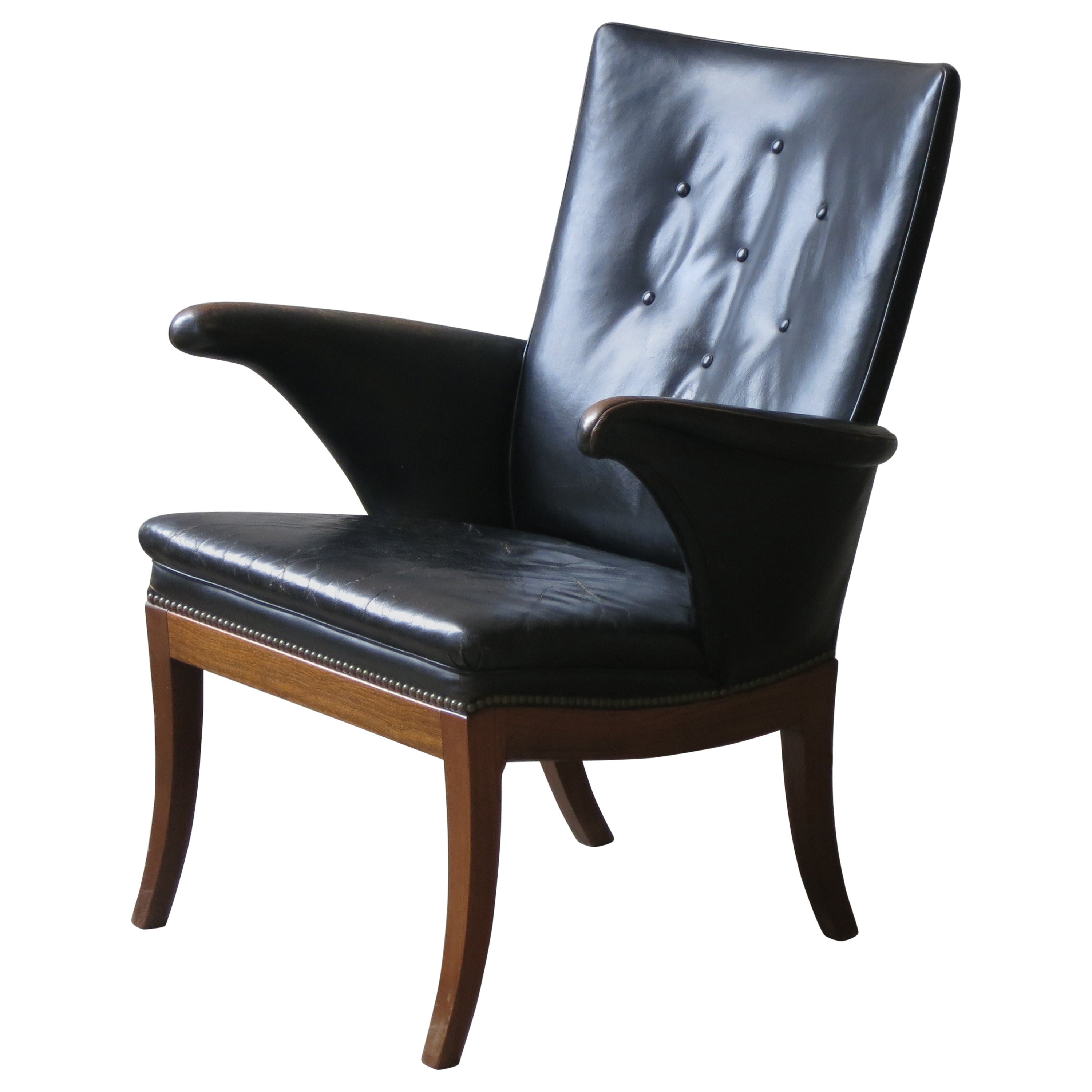 1930s Armchair in Original Black Leather by Frits Henningsen For Sale
