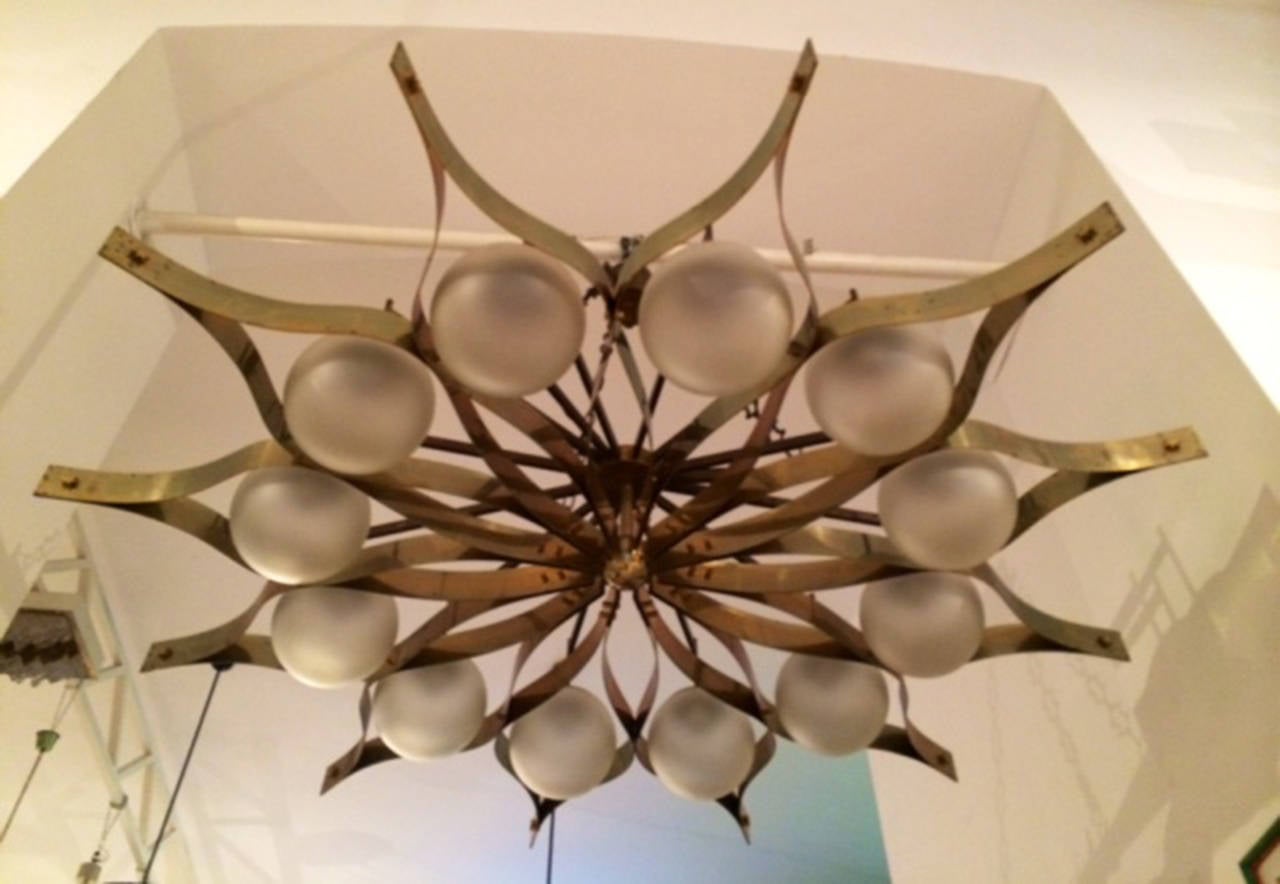 Mid-Century Modern Very Important Chandelier by Gio Ponti in Brass and Glass