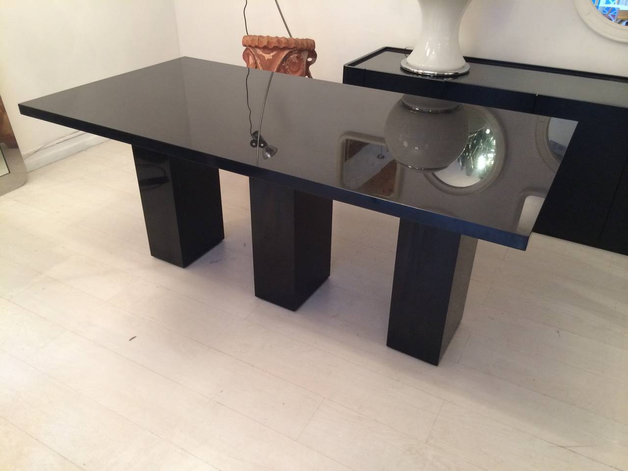 Important table in massive absolute black marble For Sale 2