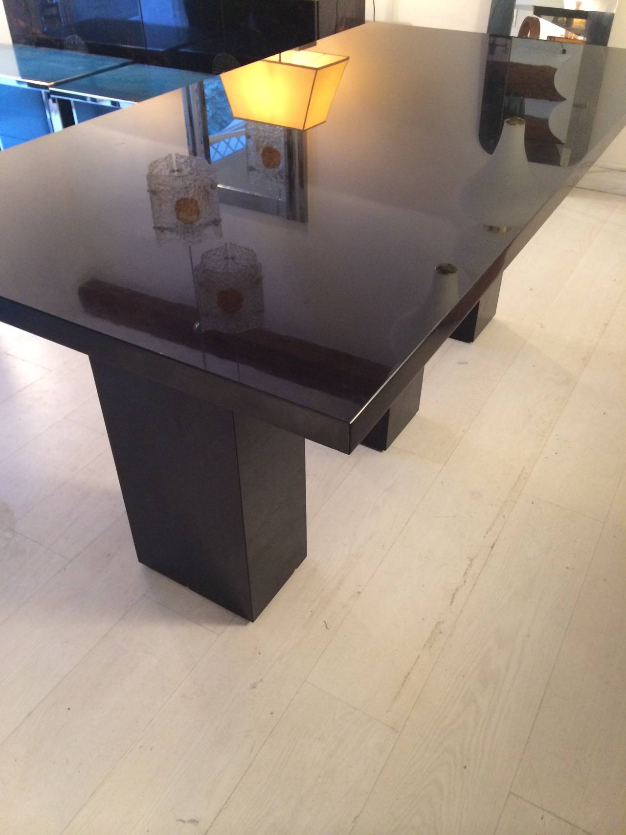 Important table in massive absolute black marble In Excellent Condition For Sale In Nice, FR