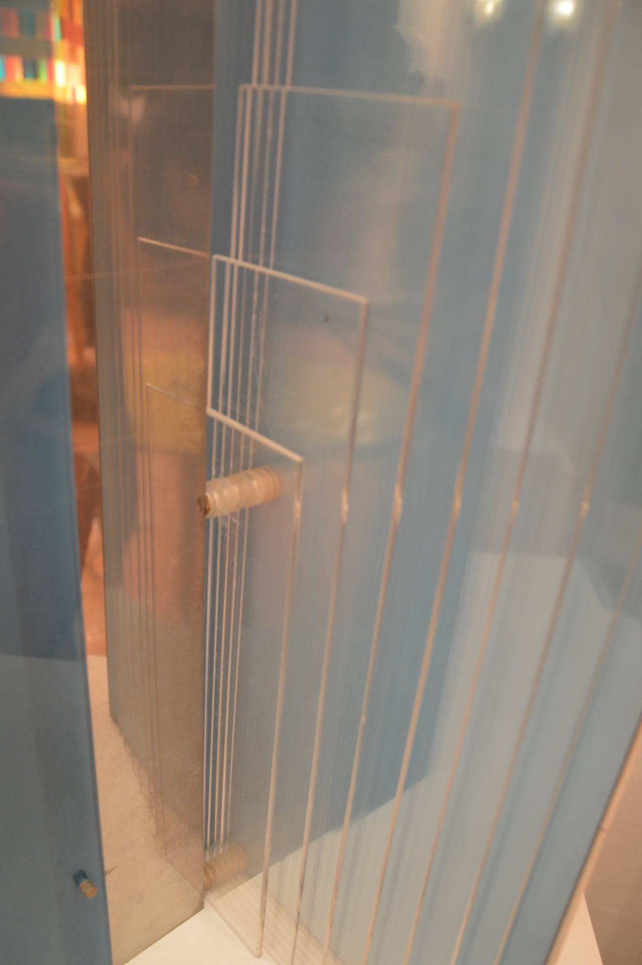 Plexiglass Modernist table lamp in steel and plexiglas For Sale