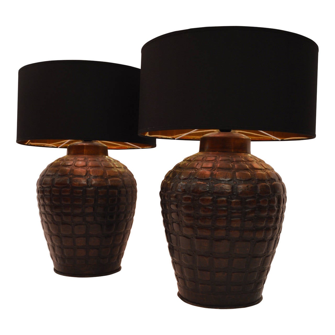Pair of Decorative Table Lamps in Brass Cover with Copper Patina For Sale