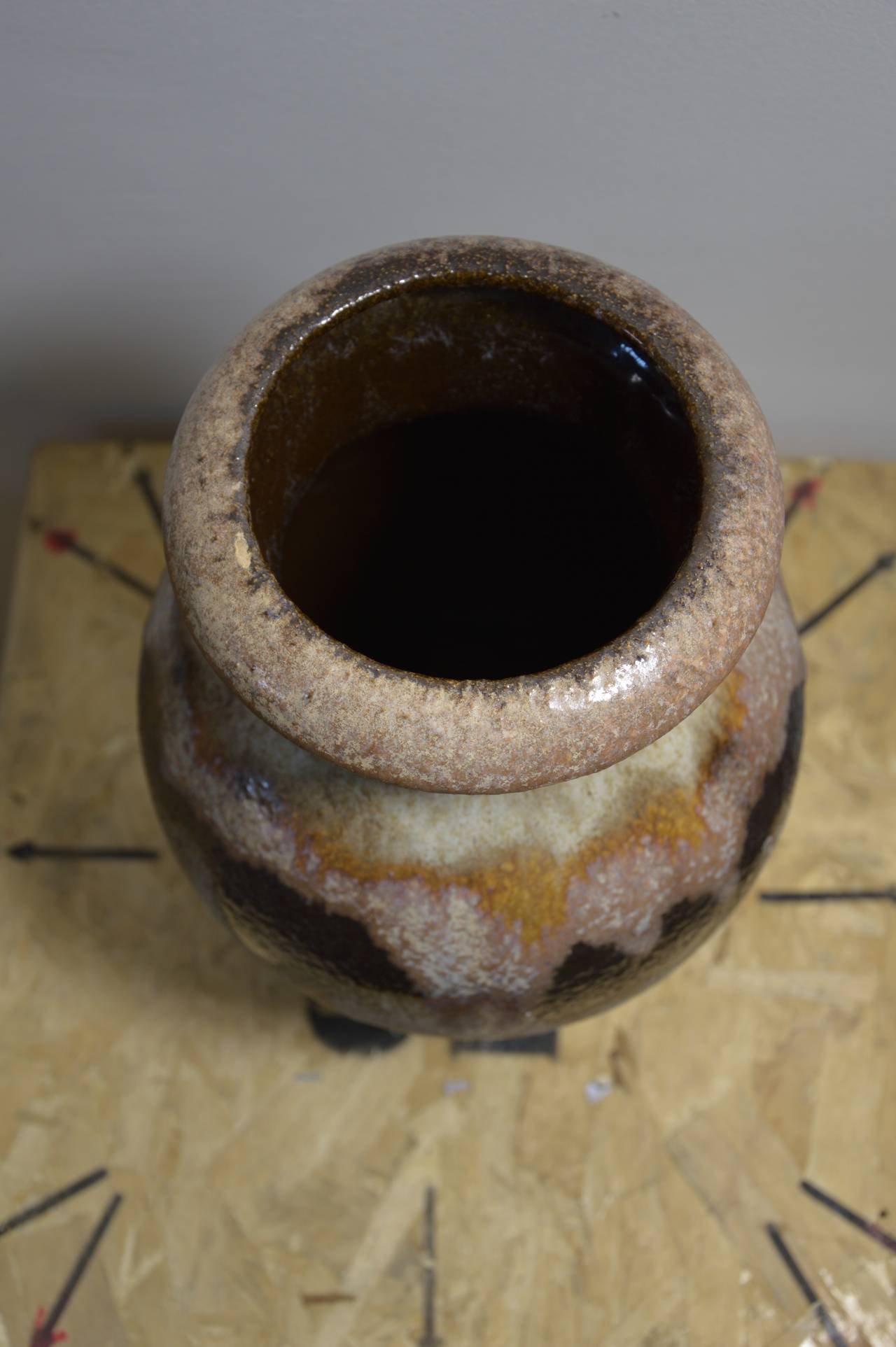Brown Vase in Ceramic For Sale 1