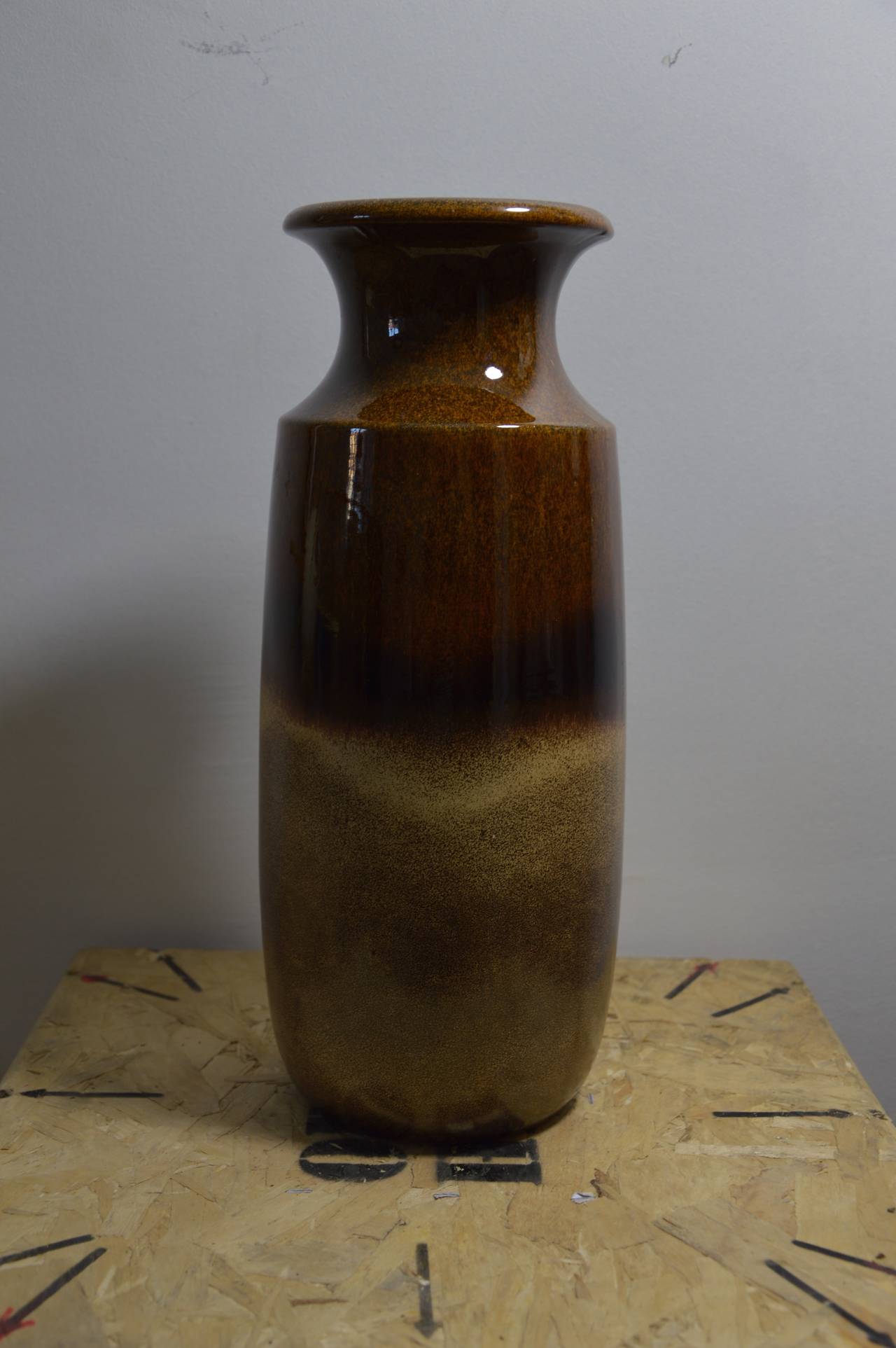 Vase in Brown Ceramic by Scheurich Keramik In Excellent Condition For Sale In Nice, FR
