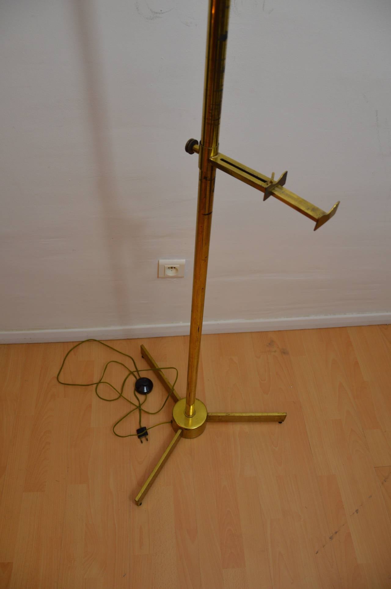 Mid-20th Century Floor Lamp / Easel in brass by Angelo Lelli for Arredoluce For Sale