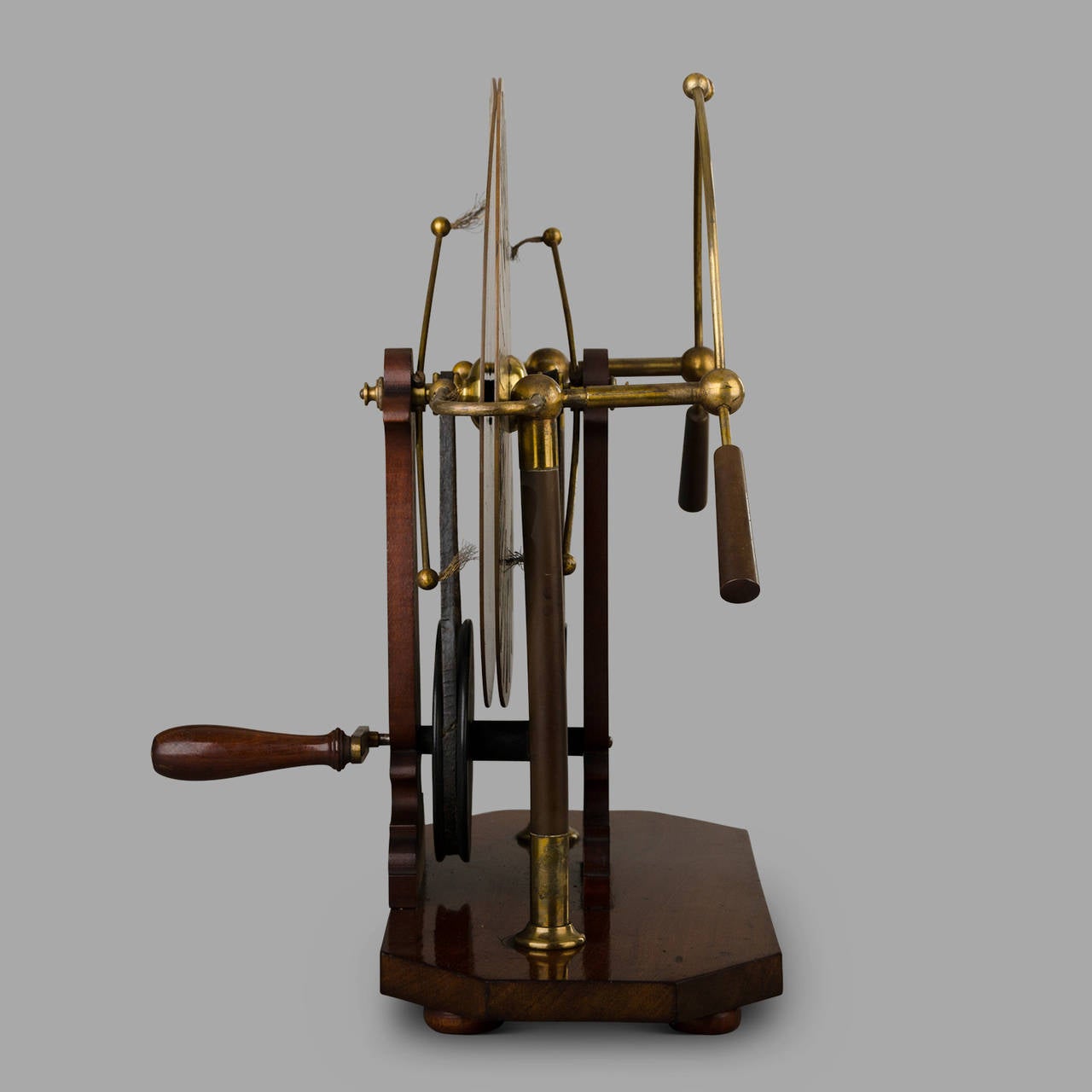 Wimshurts Machine, End of 19th Century 2