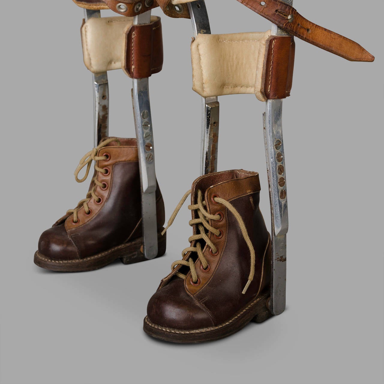 Français Modèle d'appareil Orthopedique à double bracelet pour enfants 1930