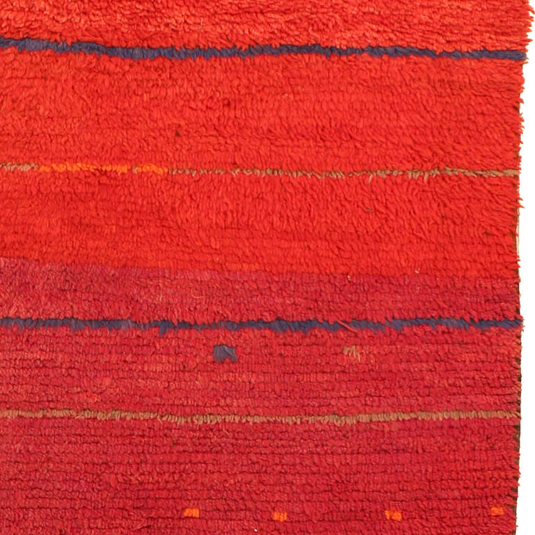 Smooth Double-Sided Rug For Sale 1