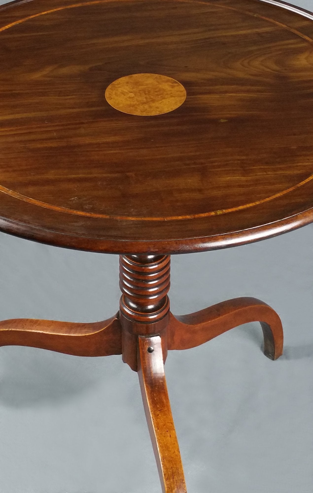 George III Round Tilt Top Mahogany Table 4