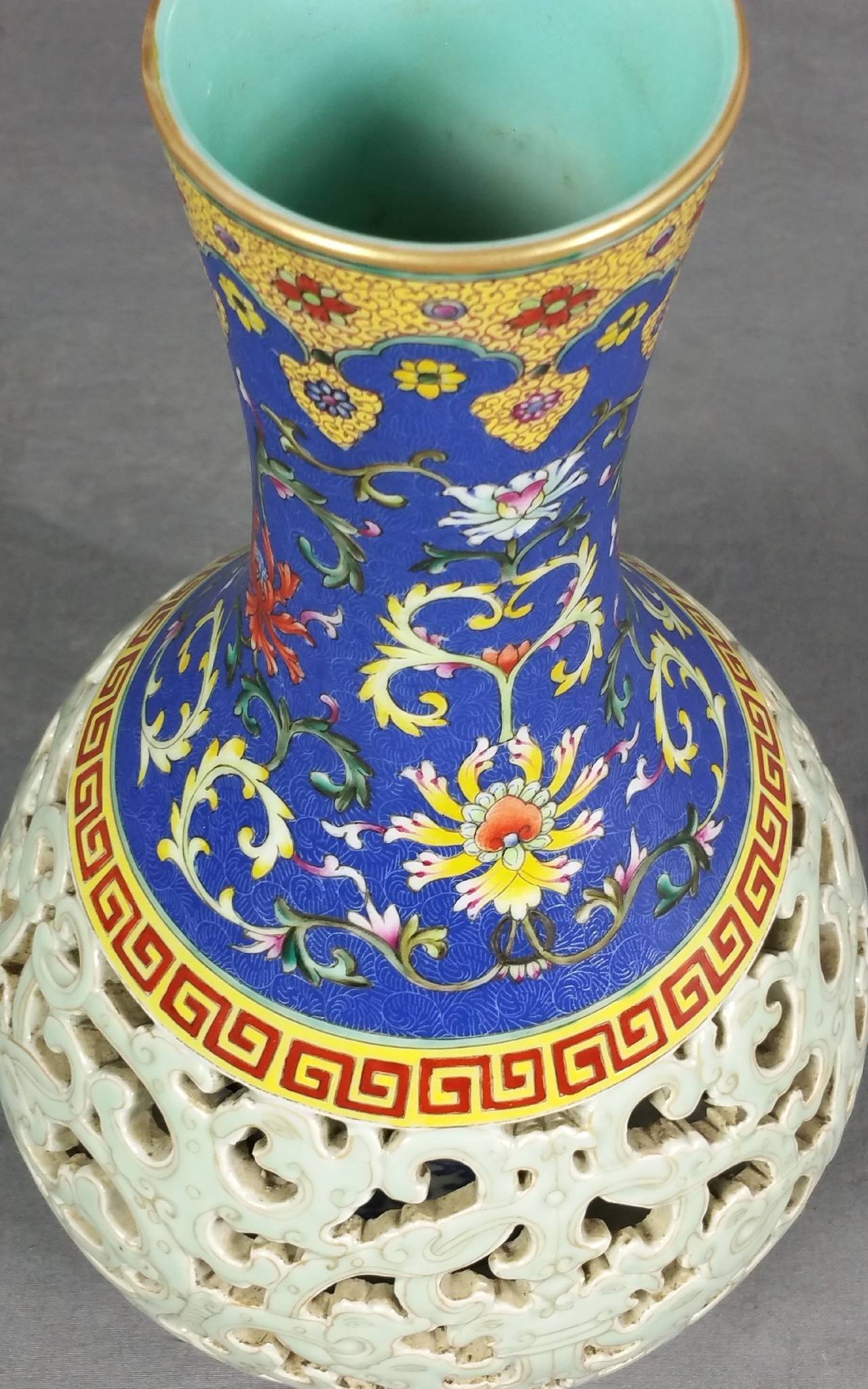 Chinese Republic Period Reticulated Pottery Vase 1