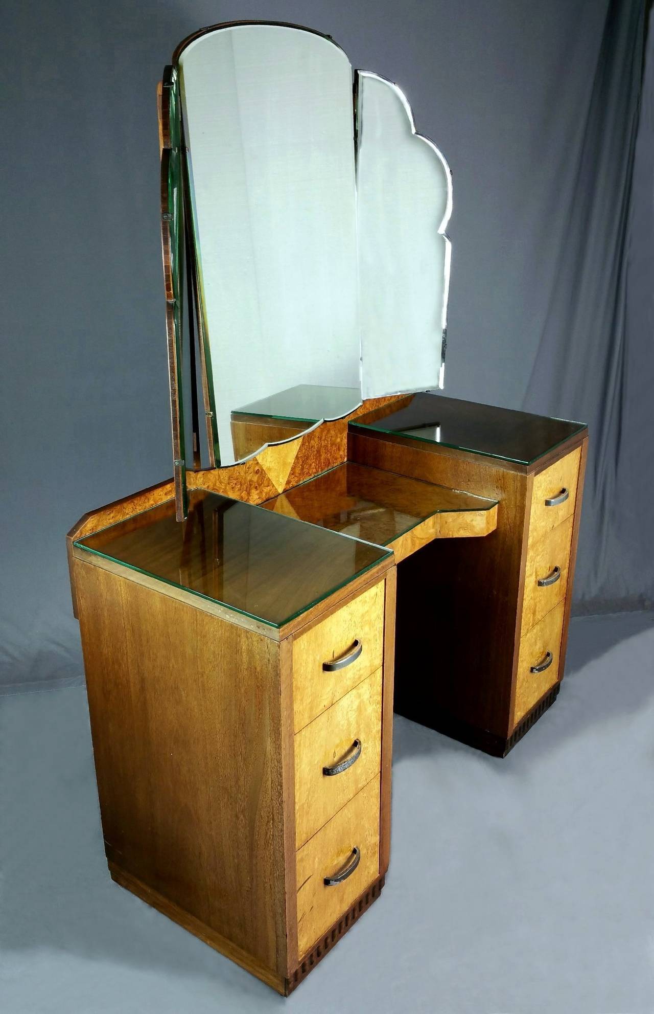 Splendid Art Deco Pedestal Dressing Table 1