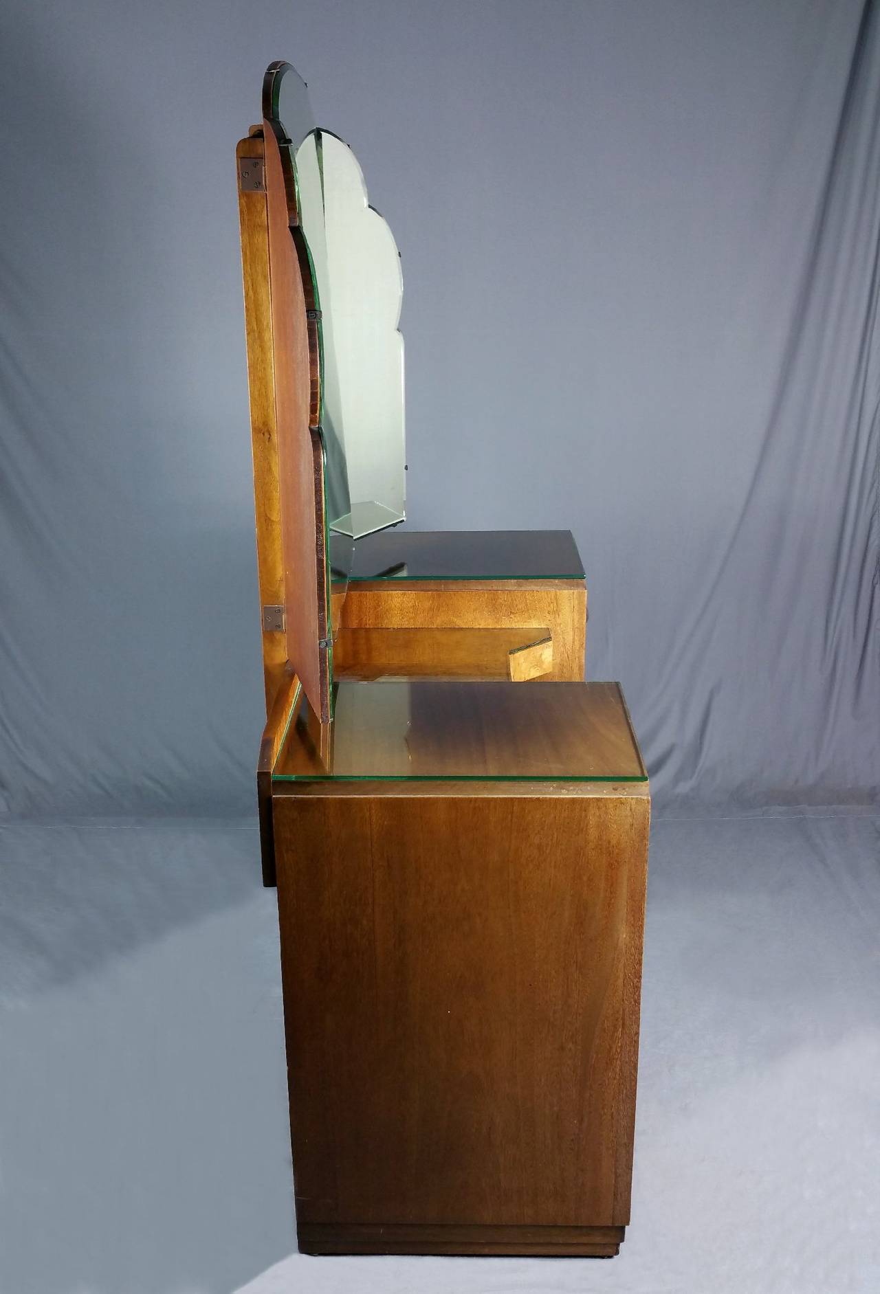 Splendid Art Deco Pedestal Dressing Table 2