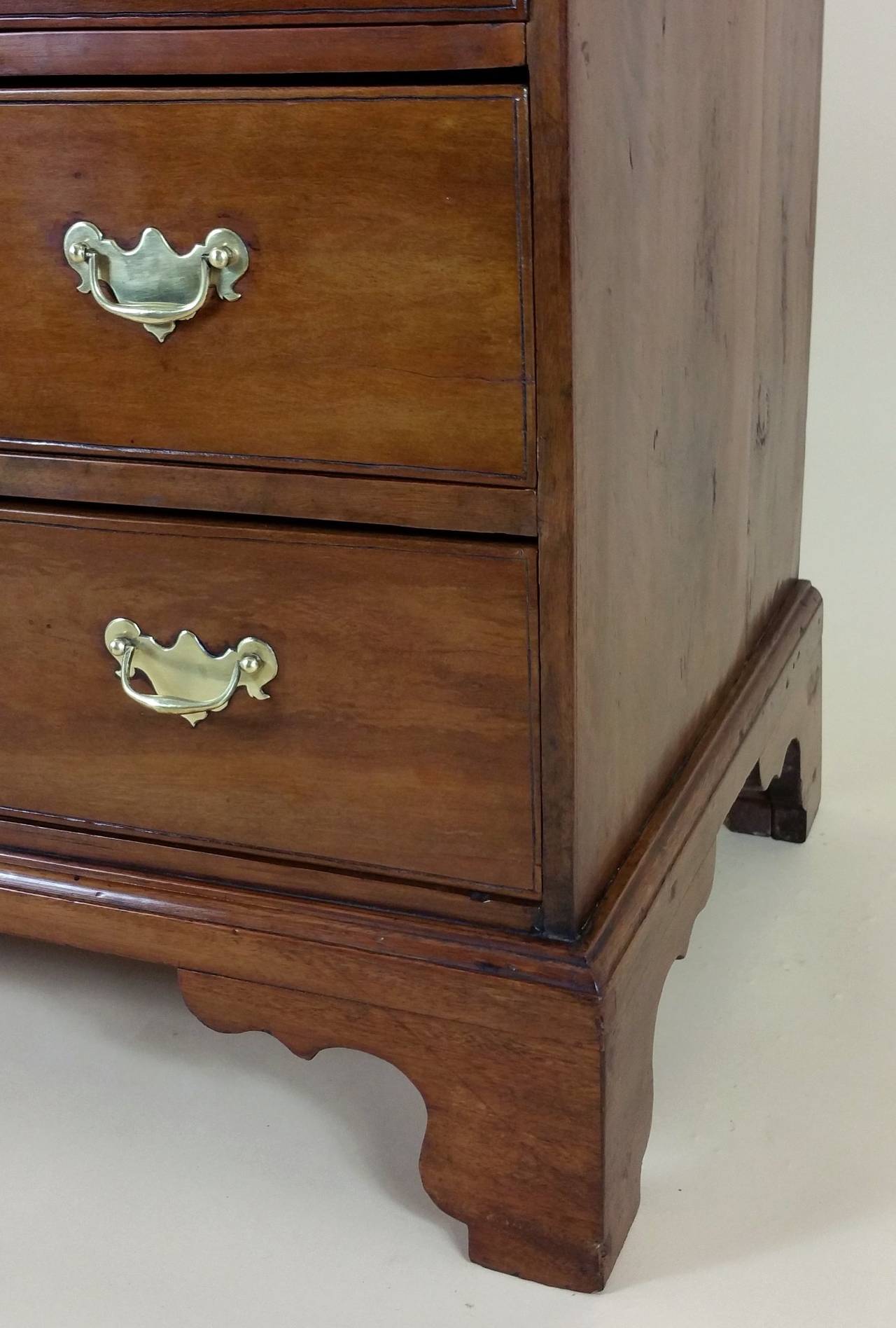 Rare George II Solid Apple Wood Chest of Drawers In Excellent Condition In London, west Sussex