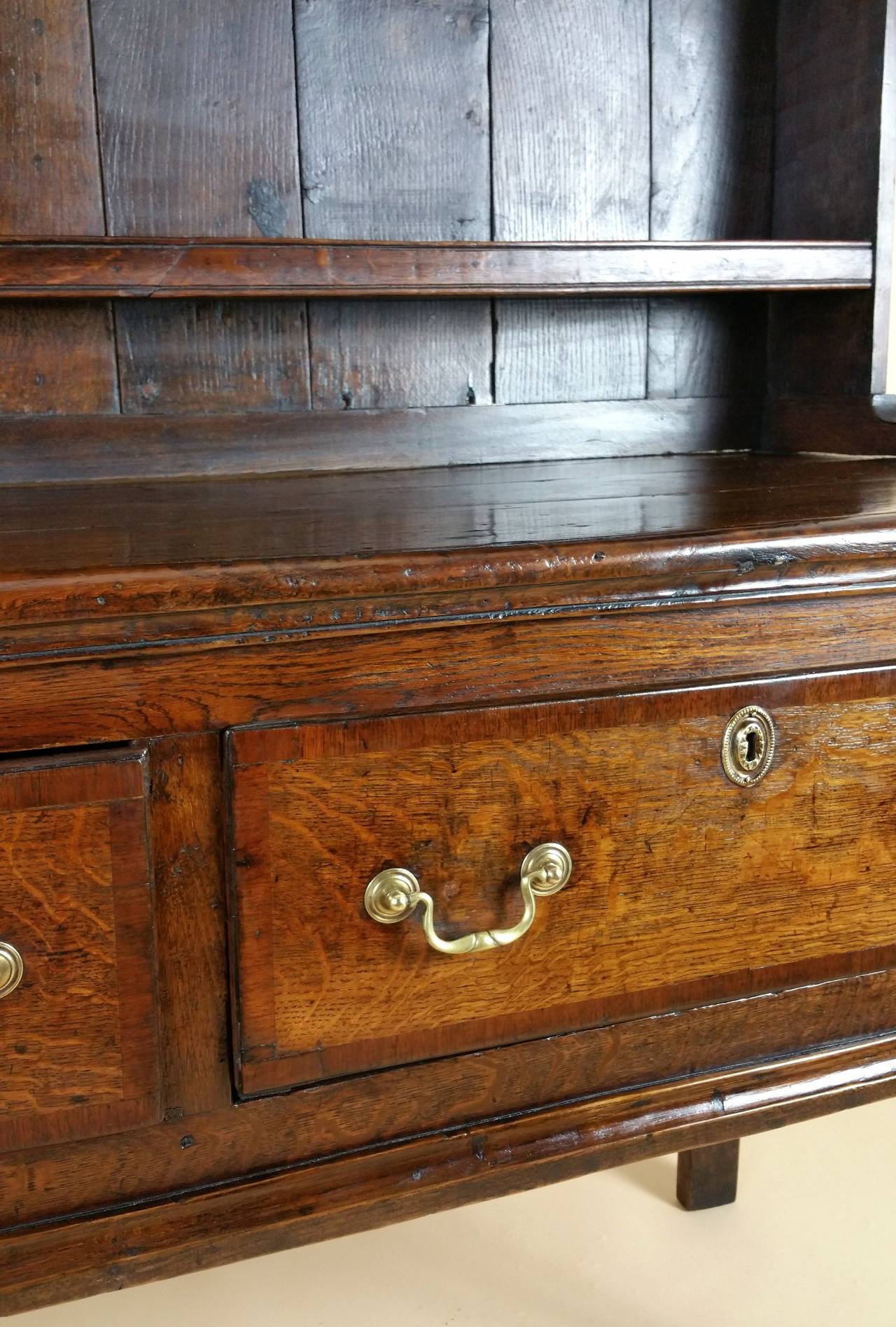 Superb Mid-18th Century Oak Cottage Dresser In Good Condition For Sale In London, west Sussex