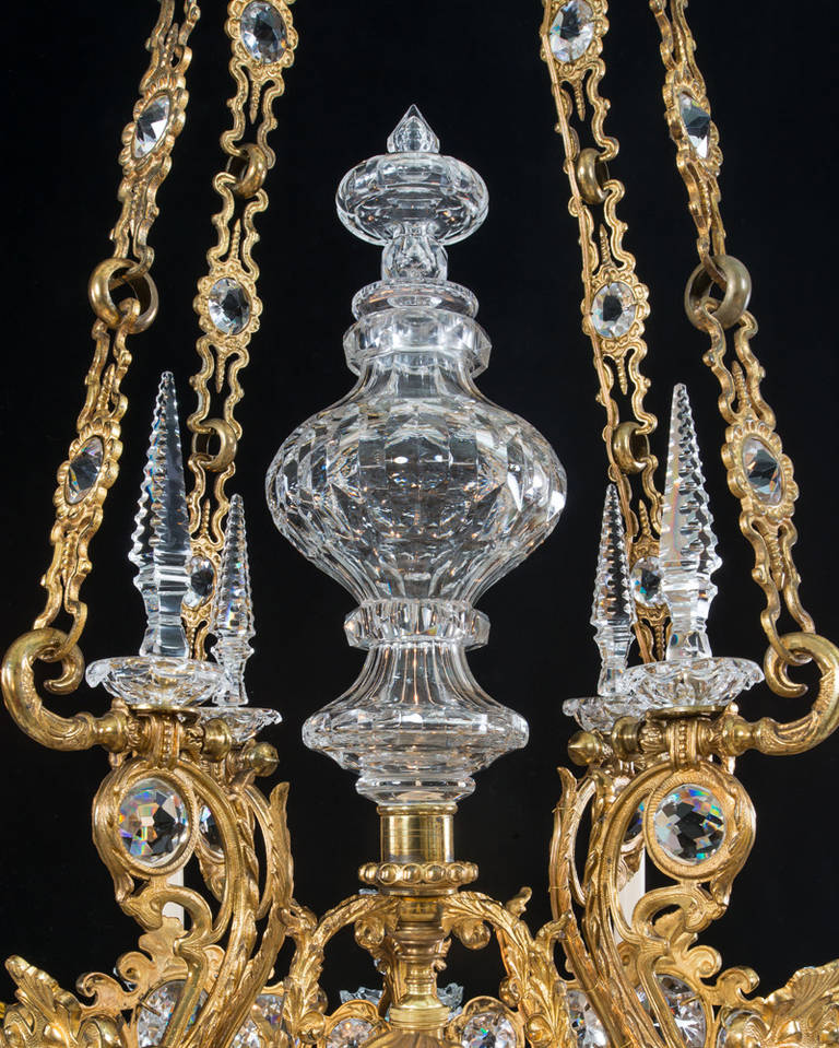 British Unusual Gilt Bronzed and Cut Glass Victorian, Twelve-Light Chandelier For Sale