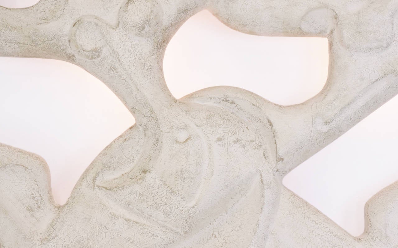 Frederic Weinberg Two Figures Wall Sculpture Light Fixture In Good Condition In Kansas City, MO