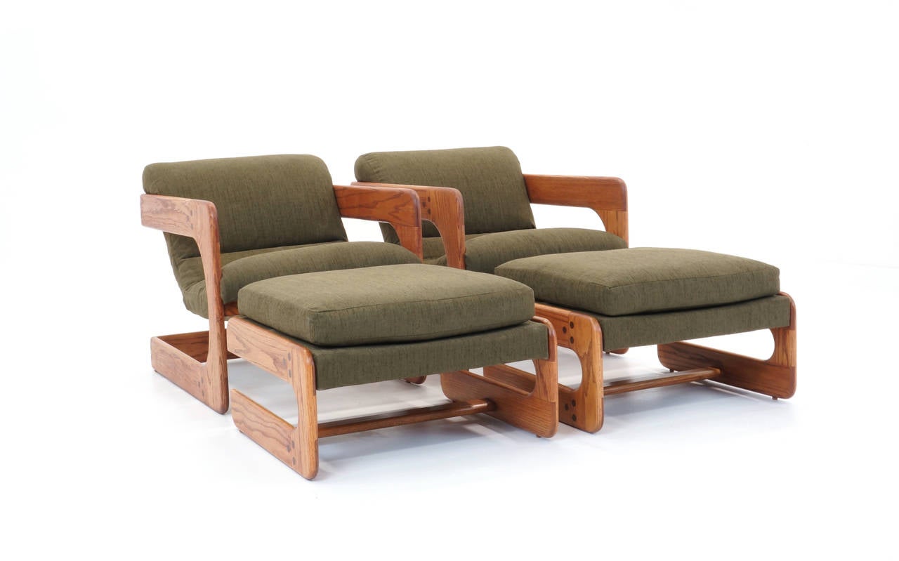 Mid-Century Modern Pair of Lou Hodges Cantilever Lounge Chairs with Ottomans