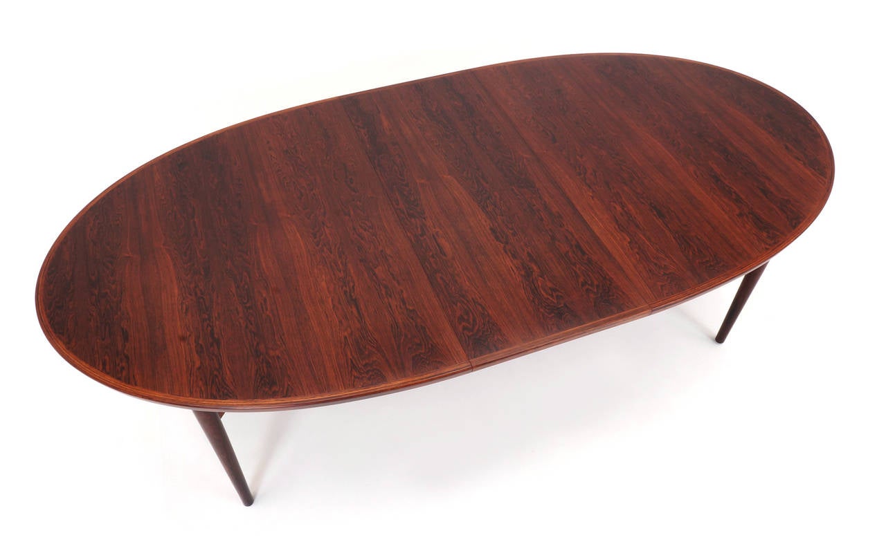 Danish Modern Rosewood Dining Table by Arne Vodder for Sibast In Excellent Condition In Kansas City, MO