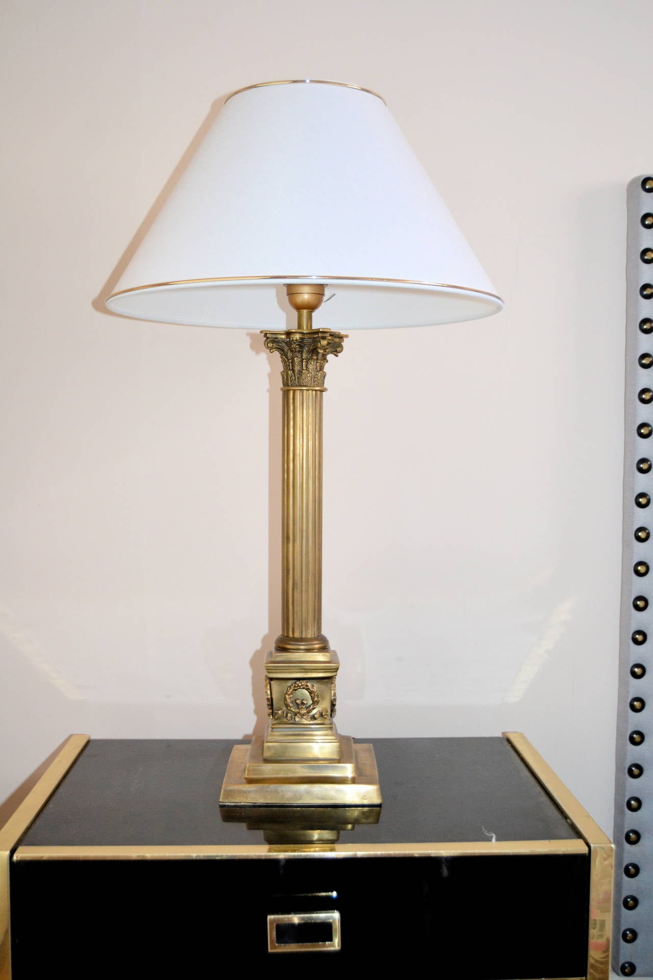 Pair of Neoclassical Bronze Lamps 5