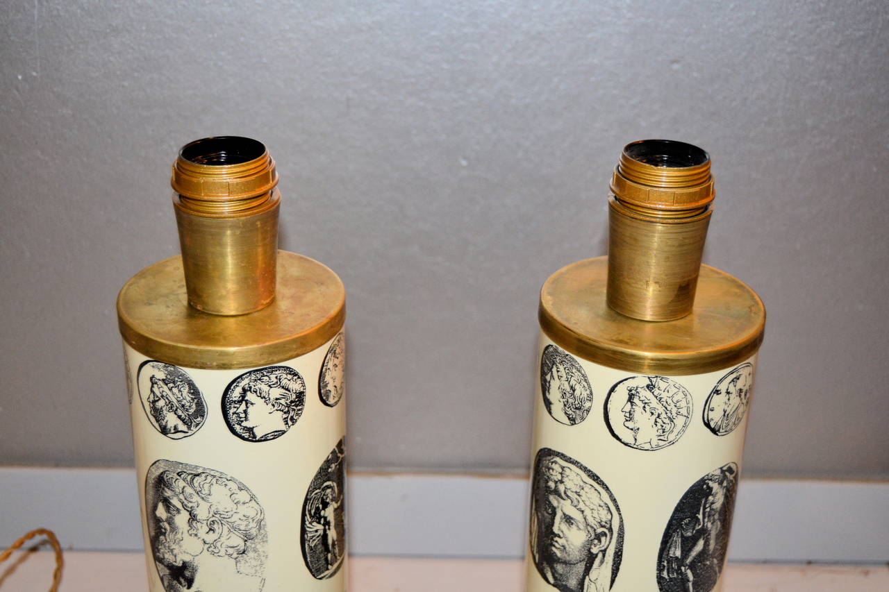 Enameled Pair of 1970s Fornasetti Cameo Lamps