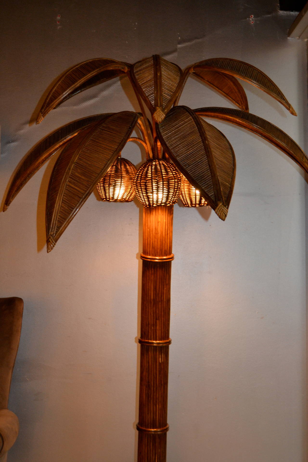 Faux Bamboo 1970s Large Palm Tree Floor Lamp in Bamboo