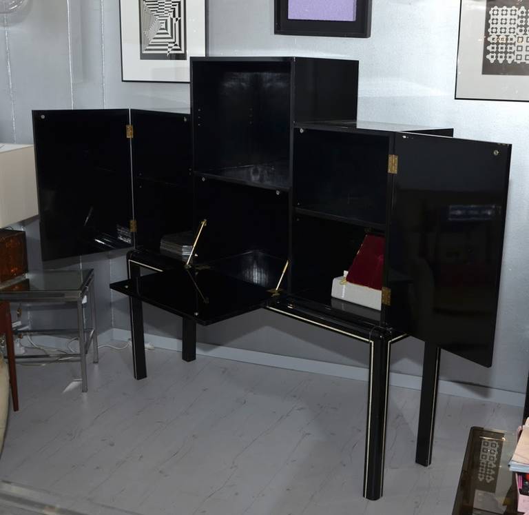 1970s Elegant Secrétaire or Bar In Black Lacquer In Good Condition In Saint-Ouen, FR