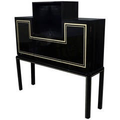1970s Elegant Secrétaire or Bar In Black Lacquer 12