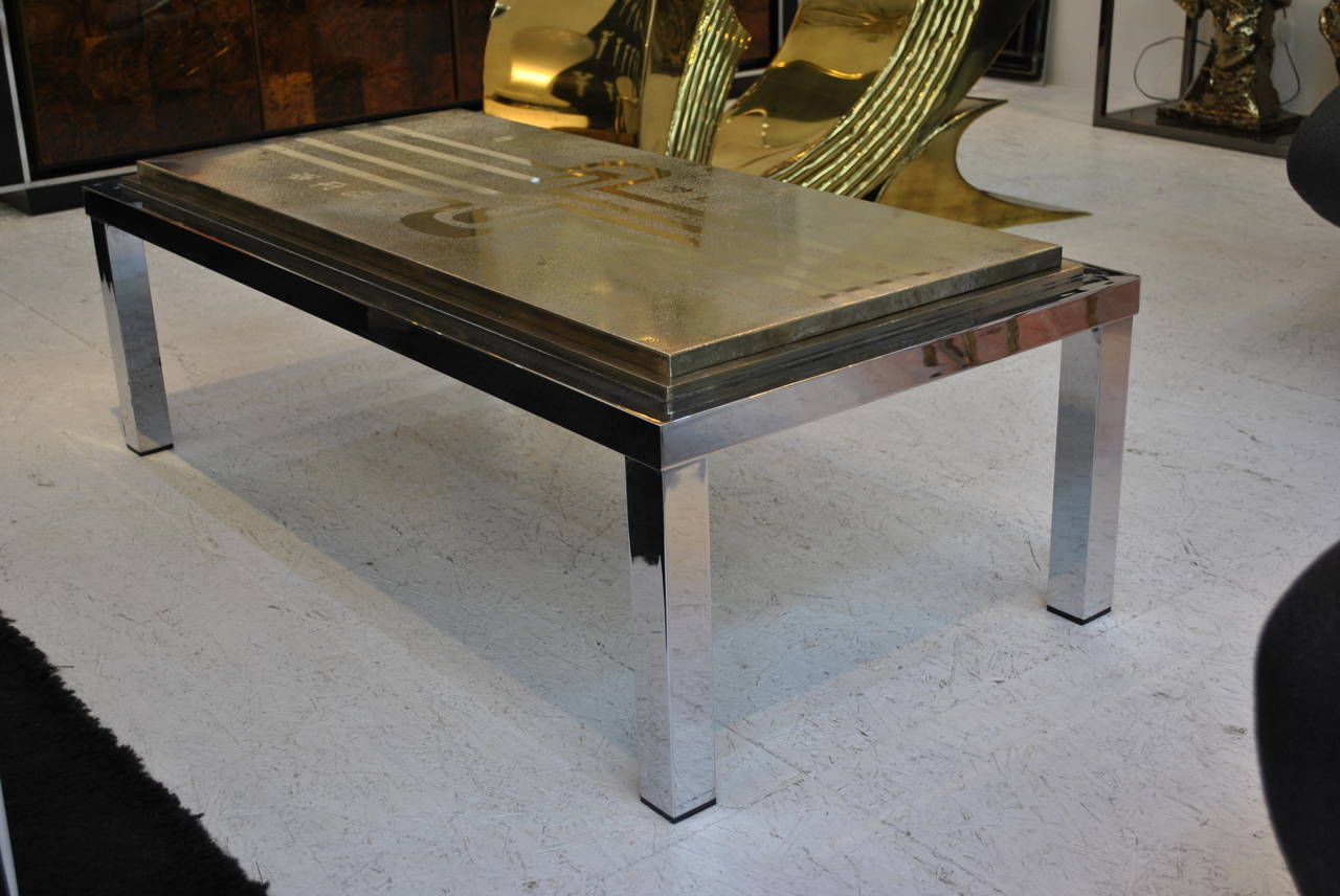 Beautiful etched brass coffee table with modernist design. The table dates from the 1970s and is unsigned. Typical design for Georges Mathias, so most probably made by this artist.

Good vintage condition, slight surface scratching and oxidation
