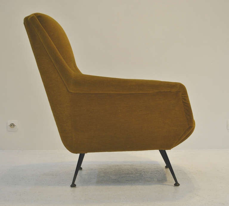 Mid-Century Modern Set of Two 1950s Armchairs by Gio Ponti with Stool