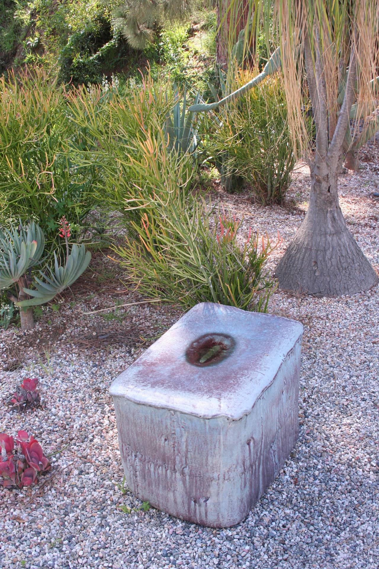 Unique Purple Gray Ceramic Indoor/Outdoor Stool by Lee Hun Chung, 2010 For Sale 1