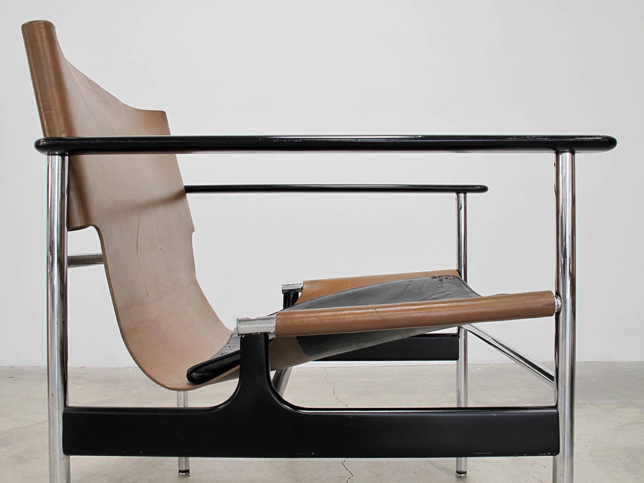 Mid-20th Century Knoll Model 657 Sling Chair Designed by Charles Pollock