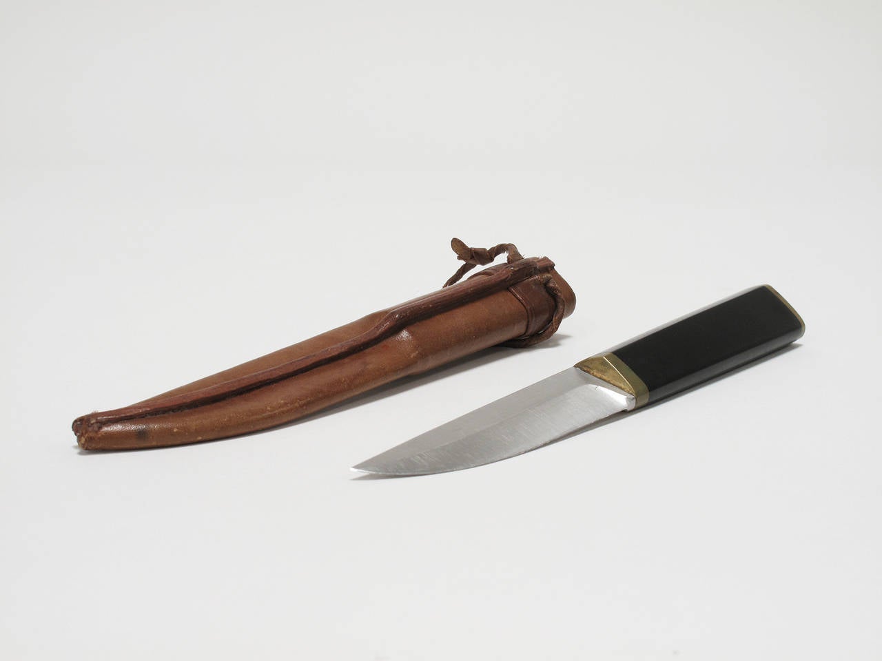 Laiton Couteau Puukko et fourchette en cuir de Tapio Wirkkala