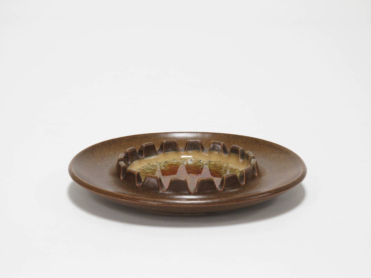 Mid-Century Modern Glazed Stoneware Dish by Robert Maxwell For Sale