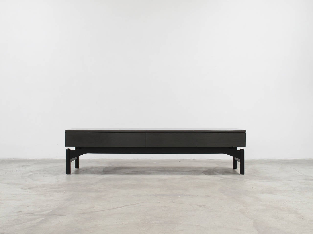 Greta Grossman
Bench or table with three-drawers
Wood, lacquered gray and black
California Modern Design
Glenn of California, 1960s
Measurements in inches: 16.25 high x 64.75 wide x 17.75 deep
Condition: very good vintage, presents well from