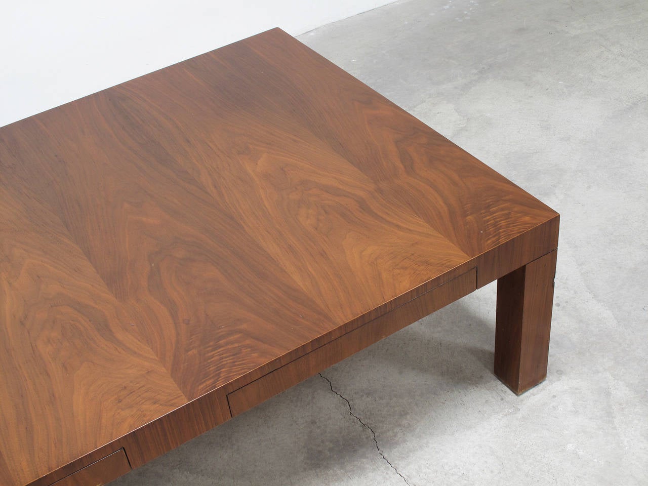 Mid-20th Century Milo Baughman Burl Wood Parsons Style Coffee Table, 1960s For Sale