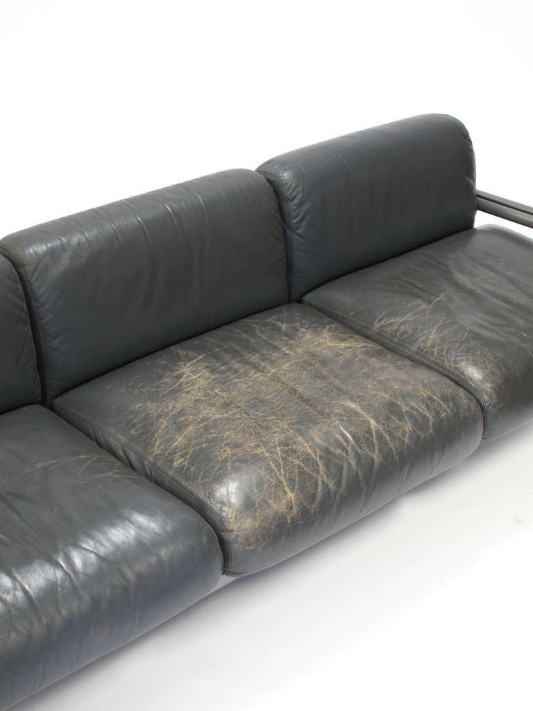 Leather Sofa by Gae Aulenti For Sale 2