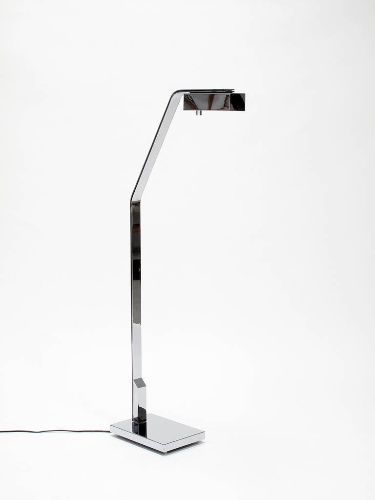 Mid-Century Modern Architectural Chrome Plated Adjustable Floor Lamp, Casella Lighting, 1970s For Sale